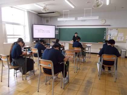 1ǯ���