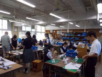 ����